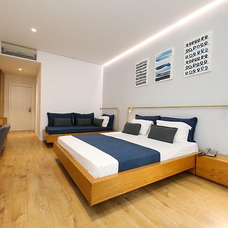 H&M Hotel Vlorë Buitenkant foto